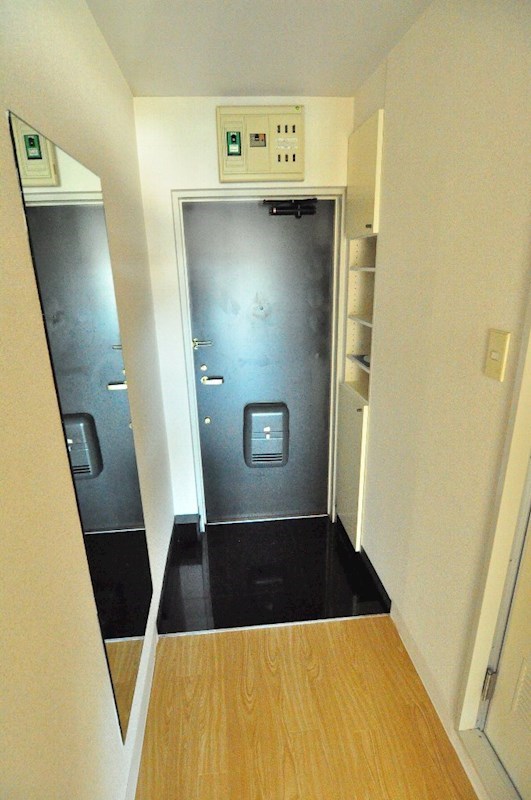 ローズマンションＦ-11番館 玄関