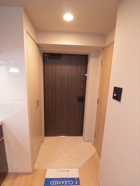 ディームス浦安 玄関