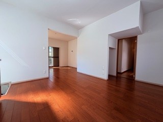 鹿浜3丁目戸建 リビング