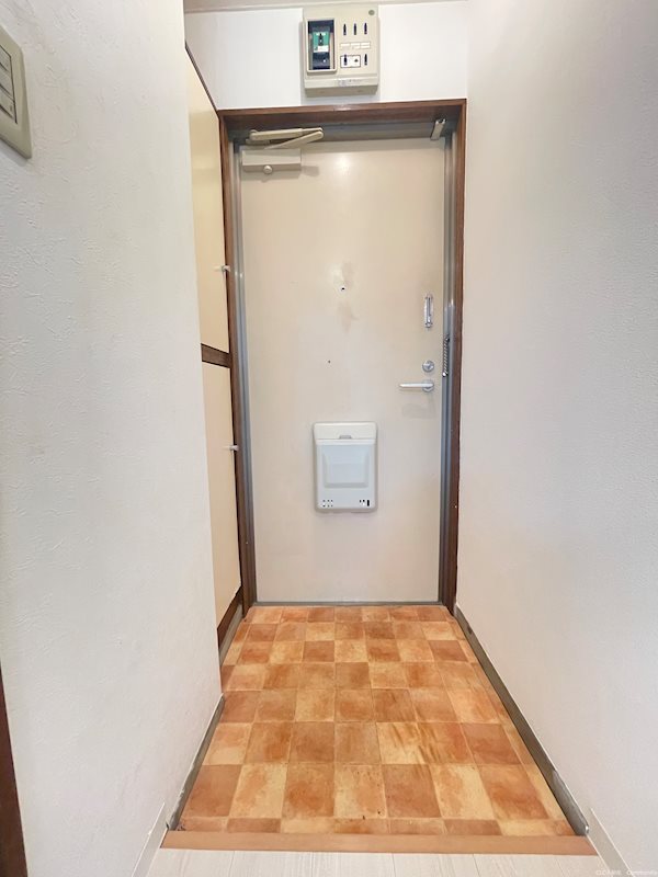 パストラル１７ 玄関