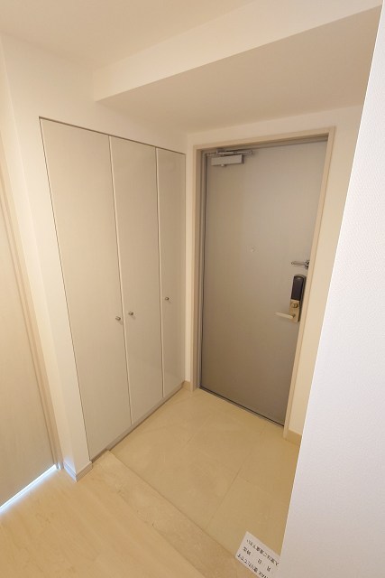 パシフィックロイヤルコートみなとみらいアーバンタワー 玄関