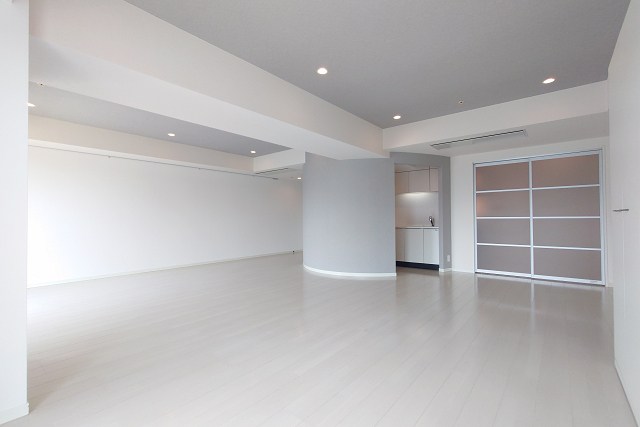 パシフィックロイヤルコートみなとみらいアーバンタワー リビング