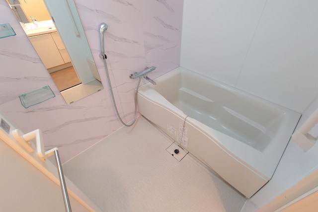 パシフィックロイヤルコートみなとみらいアーバンタワー 風呂画像