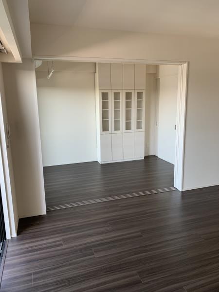 Brillia City横浜磯子 A棟 ベッドルーム