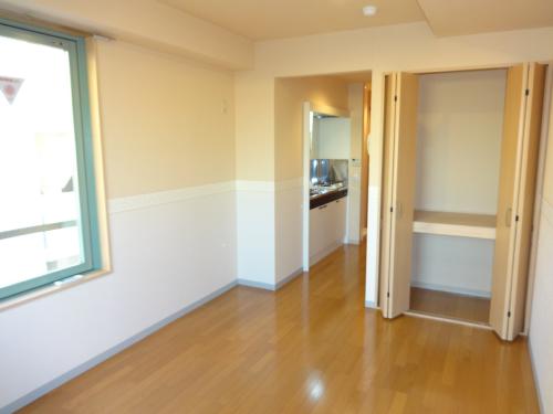 ヨコハマKYTビルディング  ベッドルーム