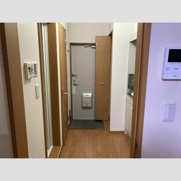 ユーカリヒルズ 玄関