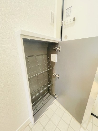 ミント杉田 玄関