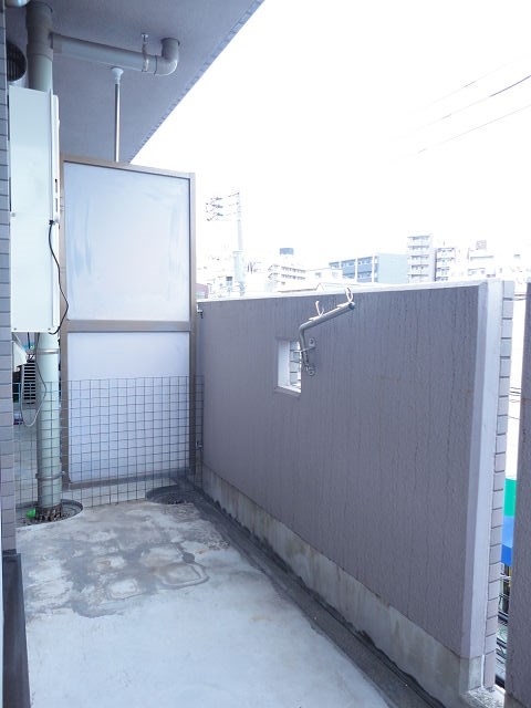 Ｔ&amp;#39;s　BLD  ベランダ