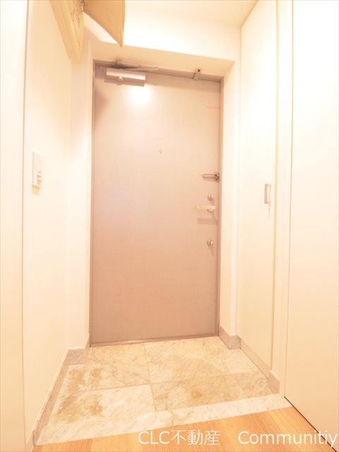 ドゥーエ浦安 玄関