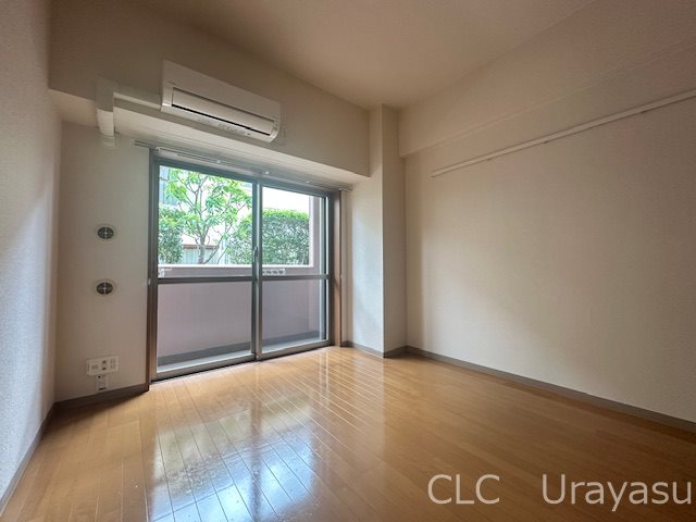 クレシア　アイ ベッドルーム