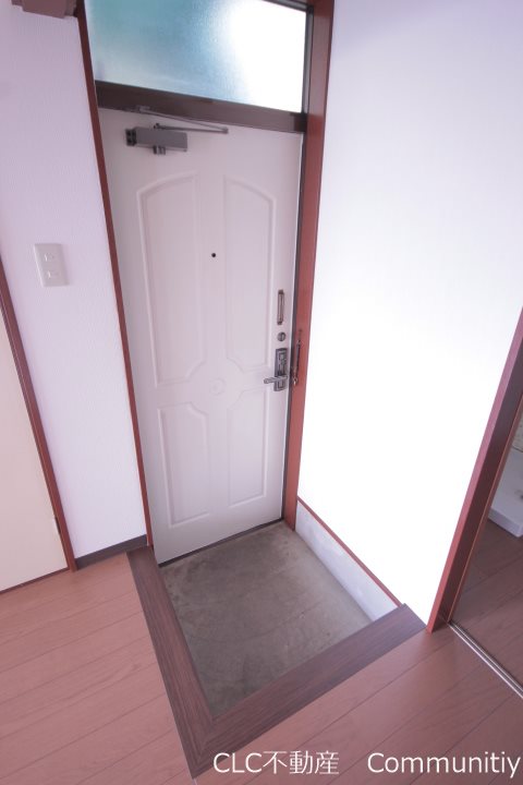 アーバンコーポラス 玄関