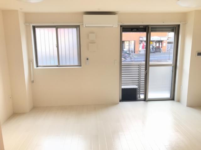 キャトルセゾン白楽 リビング