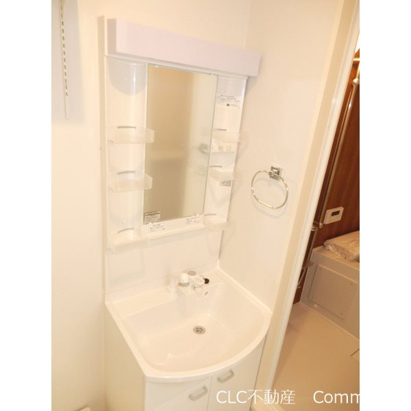 グランヴィーネ　Ichikawa その他1