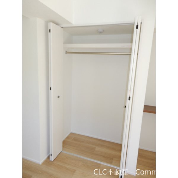 グランヴィーネ　Ichikawa その他4