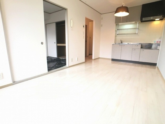 コーポ・ラ・シエル リビング