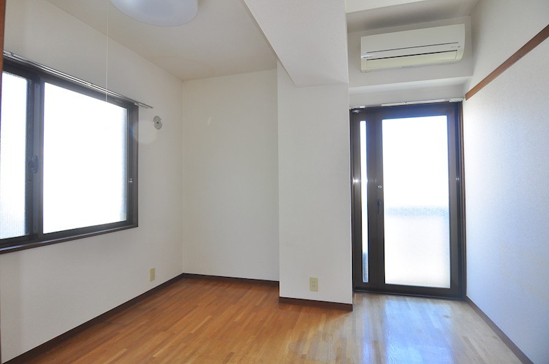 杉本ビル ベッドルーム