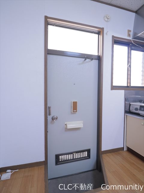 ファミーユ斎藤 玄関