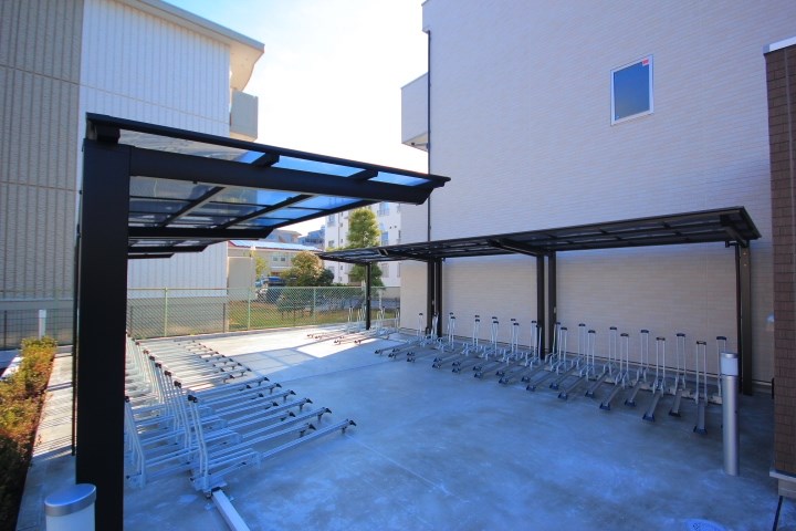 リブリ・ニソル その他9