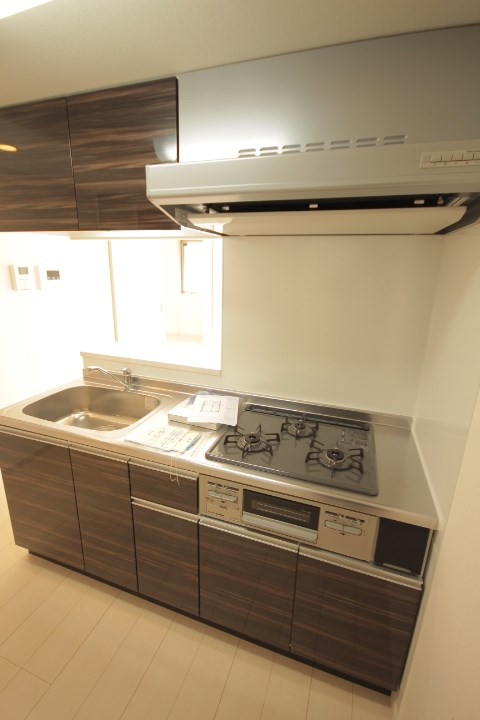 リブリ・ニソル キッチン