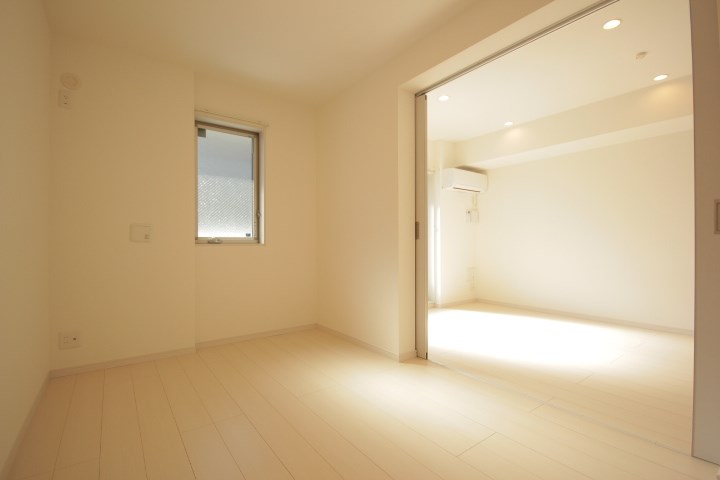 リブリ・ニソル ベッドルーム