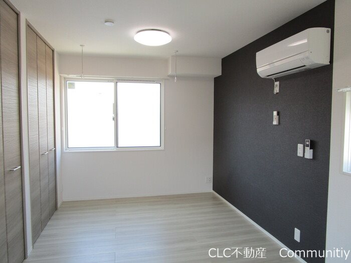 メゾン　フレール ベッドルーム