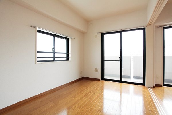 第６吉田ハイツ ベッドルーム