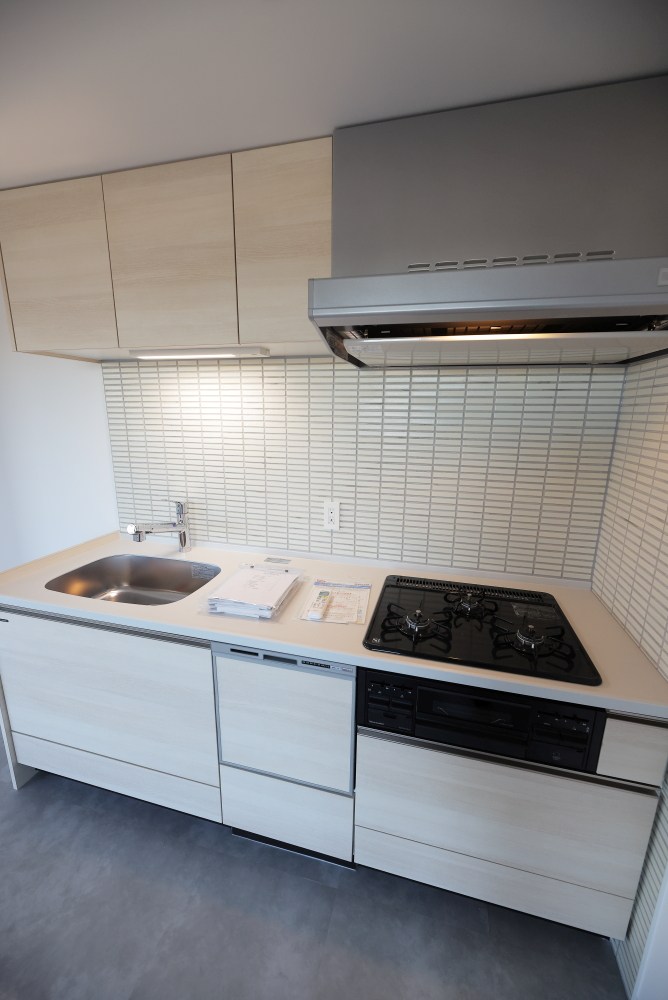 リーラ横浜川和町 キッチン