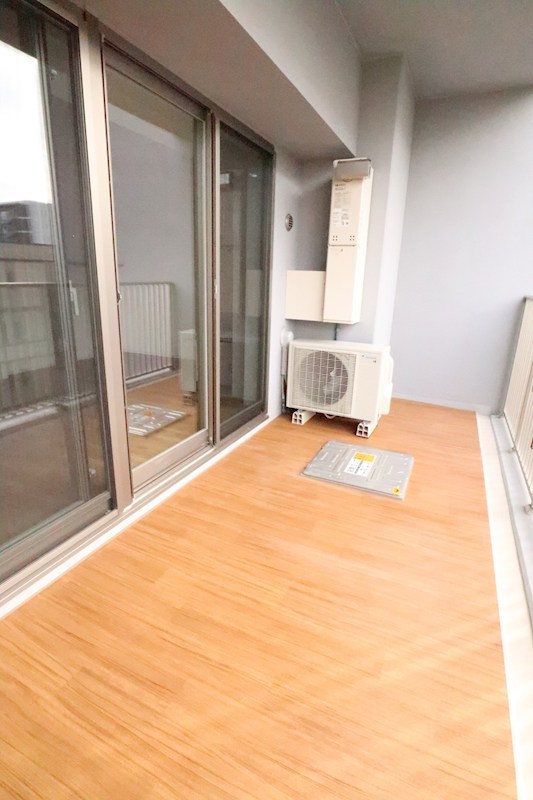 リーラ横浜川和町 ベランダ