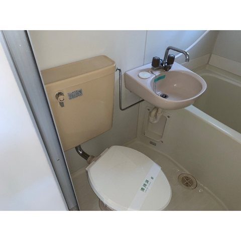 ローズアパートメント泉10番館 その他3