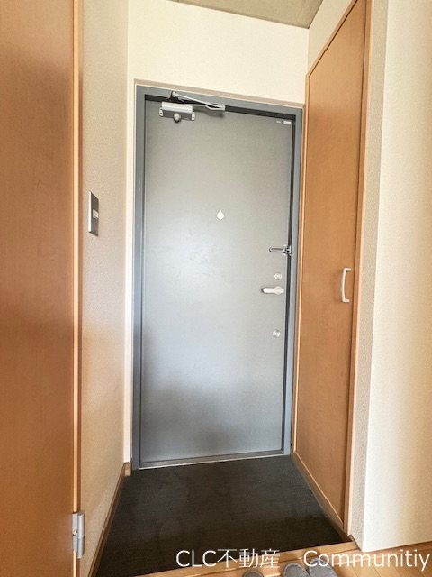 メゾンドヴェレ舞浜 玄関