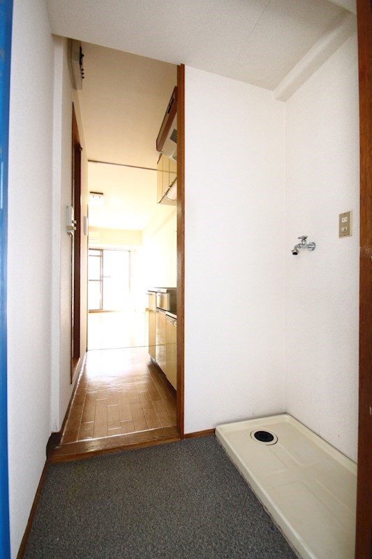 メゾン行徳駅前 玄関