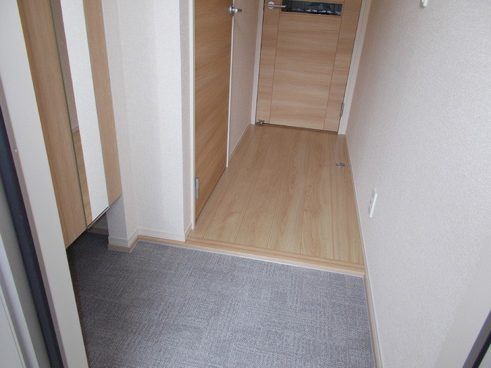 エスポワール南太田 玄関