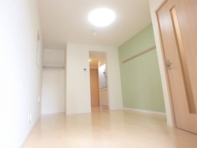 マロネート リビング