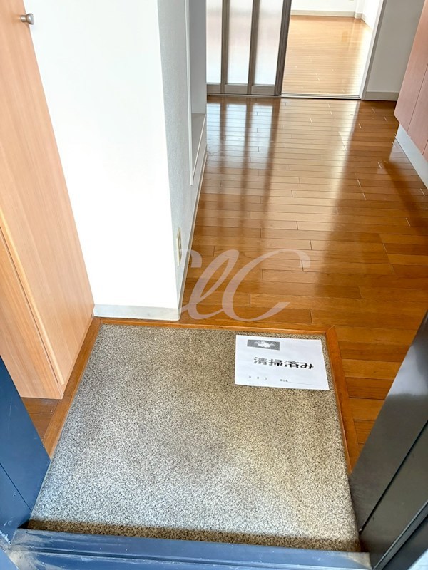 シーサイドパレス新杉田 玄関