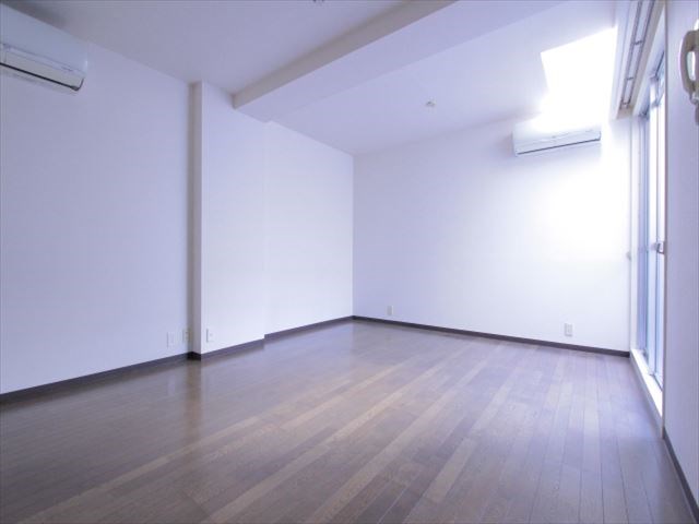 クレストパレス南行徳 リビング