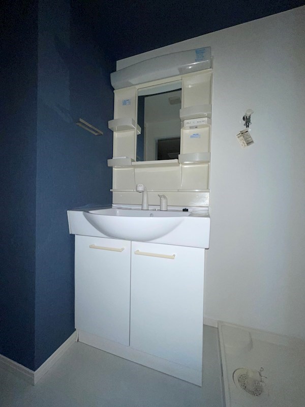 ステーション・タワー・ウラヤス その他1