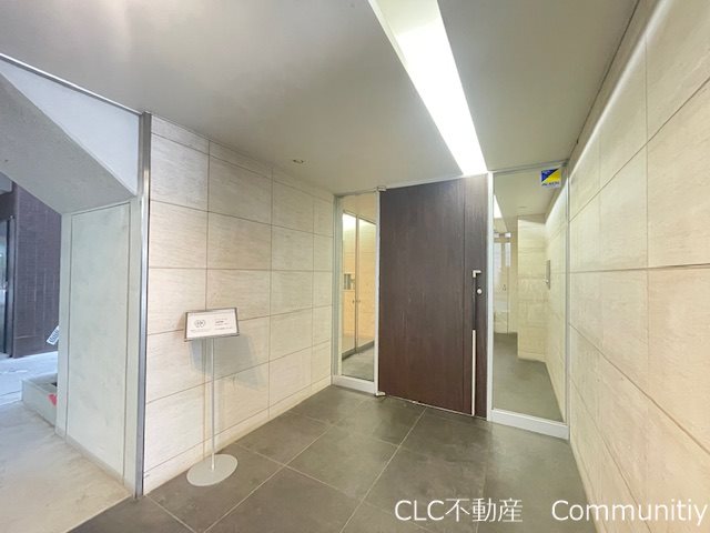 ステーション・タワー・ウラヤス その他6