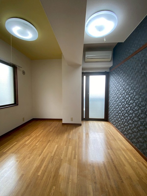 杉本ビル ベッドルーム