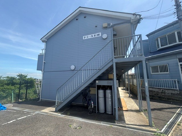 ドミール杉田 外観