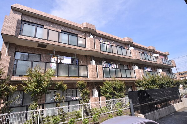 シャトルコトブキⅢ 外観