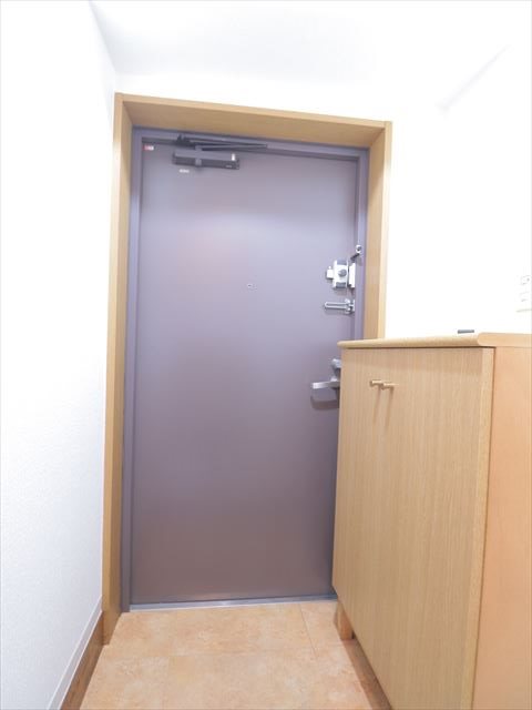 サンライズ浦安 玄関