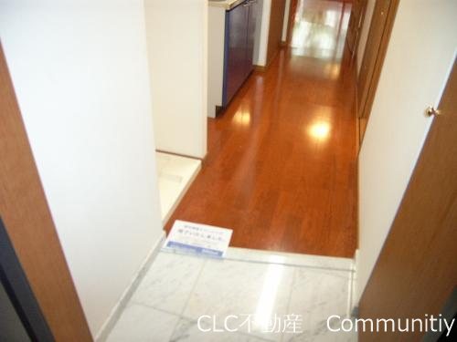 エバーグリーン 玄関