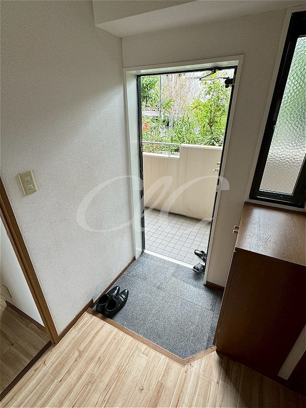 カーサ梶山 玄関