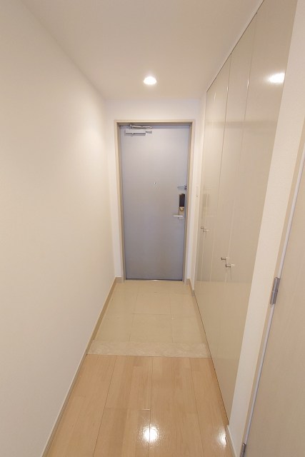 パシフィックロイヤルコートみなとみらいオーシャンタワー  玄関