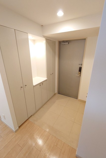 パシフィックロイヤルコートみなとみらいオーシャンタワー  玄関