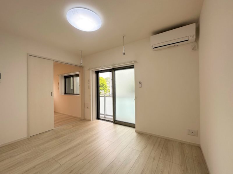 ヴィラ磯子 リビング