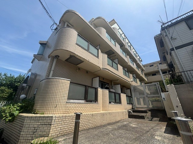 日神パレス杉田B棟 306号室 外観