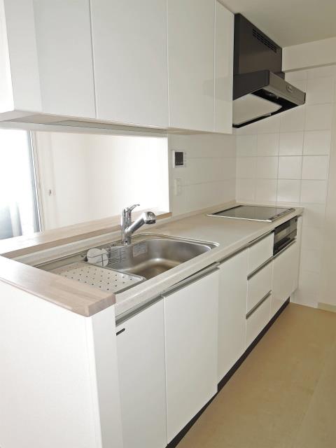 カワサキアイランドスイート キッチン