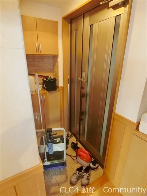 ＬＥＯ参拾四番館 玄関