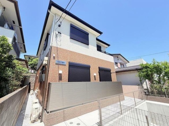 アゼリア富岡 外観